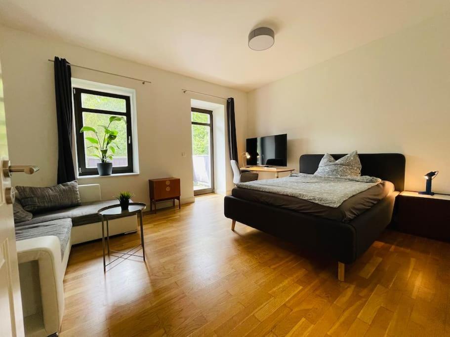 Charmante Wohnung Im Gruenen Leipzig Extérieur photo